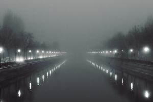Ceaţă pe râul Dâmboviţa
